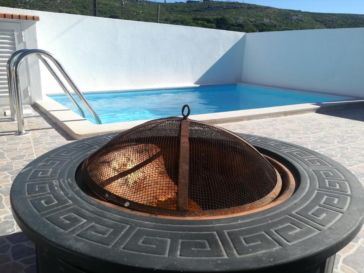 Holiday home Montejunto Villas-casa Do Esquilo *
